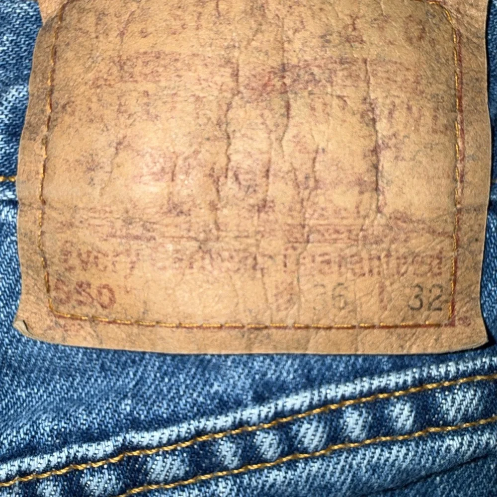 Vintage Levi’s 550 Relaxed Fit Jeans 36x32 Made in USA 100% Cotton Blue Denim